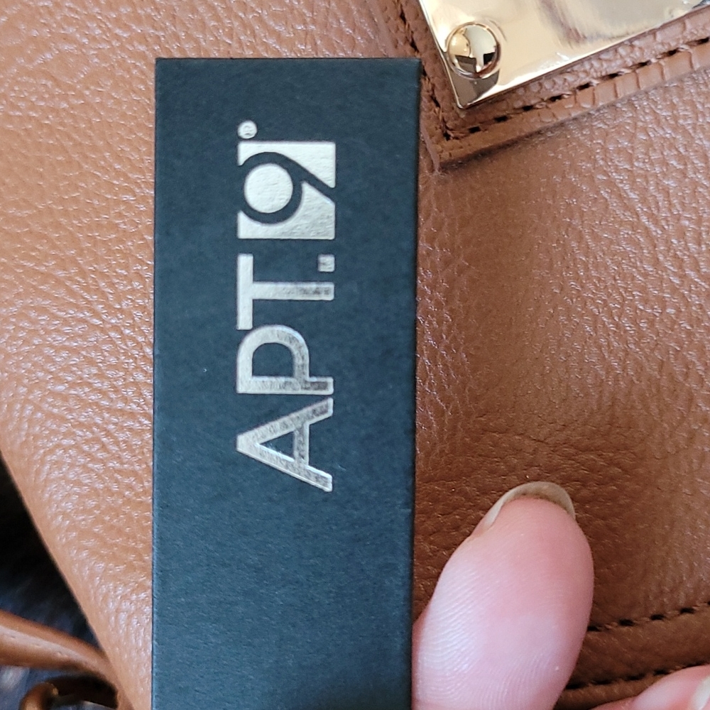 Beige Striped Purse by Apt. 9 Small Summer Neutrals Bag Crossbody Handbag NWT - Picture 4 of 6